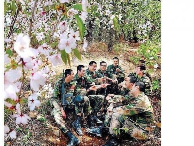 군필남자들만 안다는 조작사진.jpg