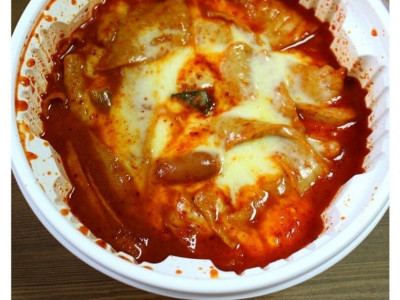 왜곡당하고 있는 한국 떡볶이 문화.jpg