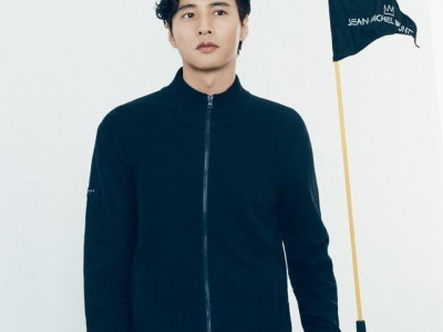 원빈 근황.jpg