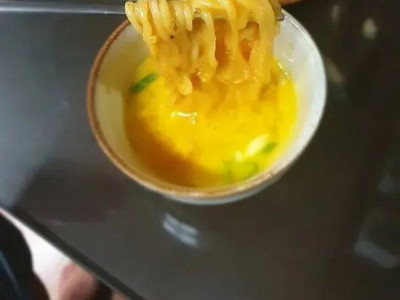 한 번 먹어도 뿅가는 라면..