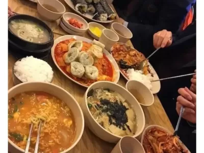 김밥천국 5만원으로 박살내던 시절.jpg