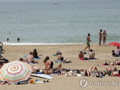 '몸살' 앓는 유럽…중국인 몰려온다