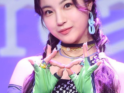 다이어트 하고 리즈 찍는 중인 여돌