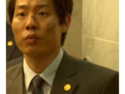 영화 신세계에서 정청부하들이 이자성을 의심하지않은 이유
