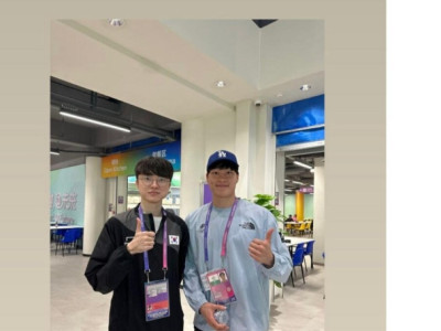 현재 아시안게임에서 제일 바쁜 국가대표선수.jpg