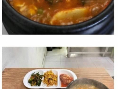 2023년인 지금까지도 존재하는 숭고한 밥집.jpg