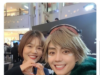 롤 챔피언 달달 외우는 어머님 정체ㄷㄷ