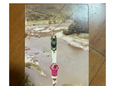 친구네 아버님 앨범에서 나온 충격적인 사진.JPG