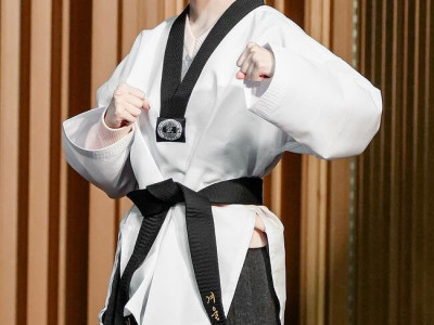 태권소녀 김민정.jpg