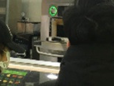 울 회사 4050 여직원들 아침에 서브웨이 갔다 와서는 눈물 흘림..jpg