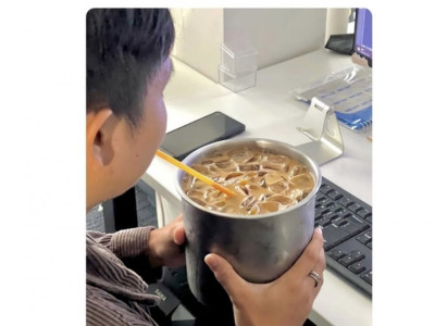 졸리니까 커피 딱 한잔만
