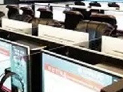 전남친이 생각나는 여대생.jpg