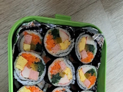 딸래미 소풍날이라 김밥싼 아빠.jpg